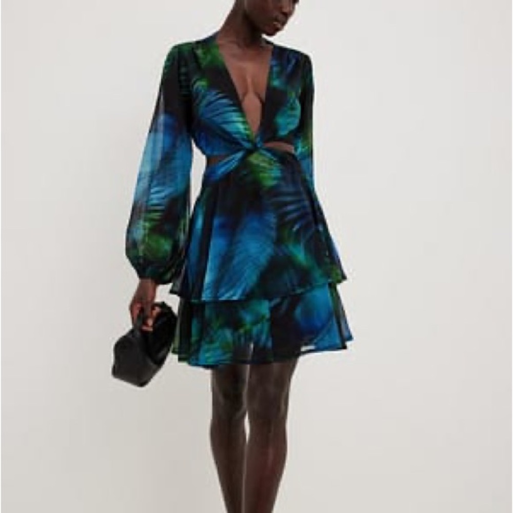 Na-Kd Twist Front Flounce Mini Dress